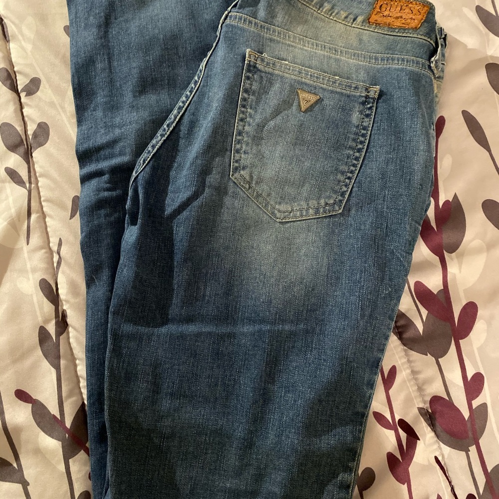 GUESS jeans